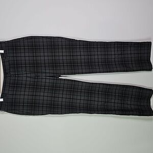 Nike golf tour performance 36x32 black and gray pants